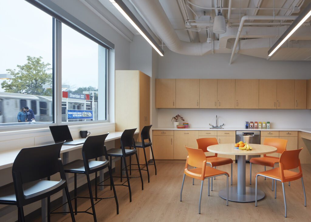 Broadway Youth Center_4